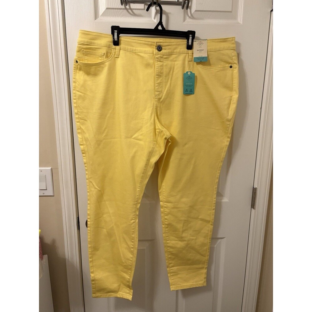 St Johns Bay Skinny Leg Mid Rise Jeans Tummy Control Yellow Sunshine Sz 24 NWT